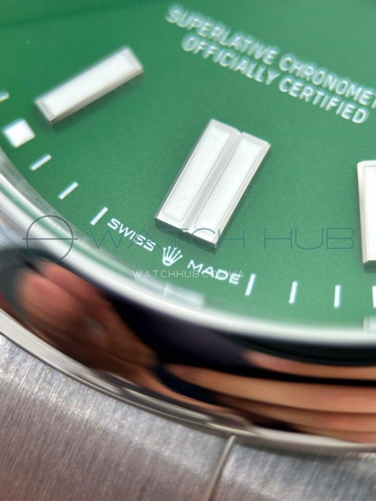 replika rolex oyster perpetual 41 mm green dial ref.m124300 0005 2