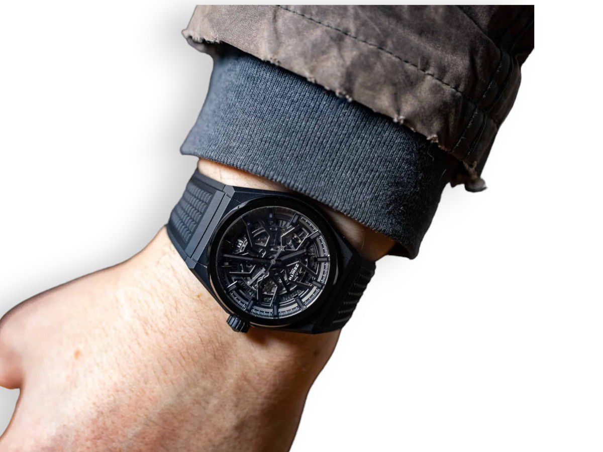 copia Zenith Defy Classic Black Ceramic watchhub