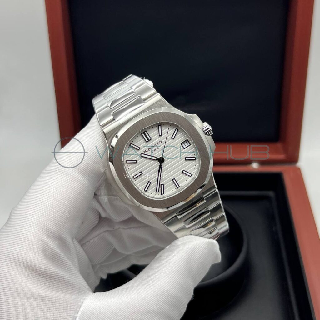 patek-philipe-nautilus-watchhub (22)