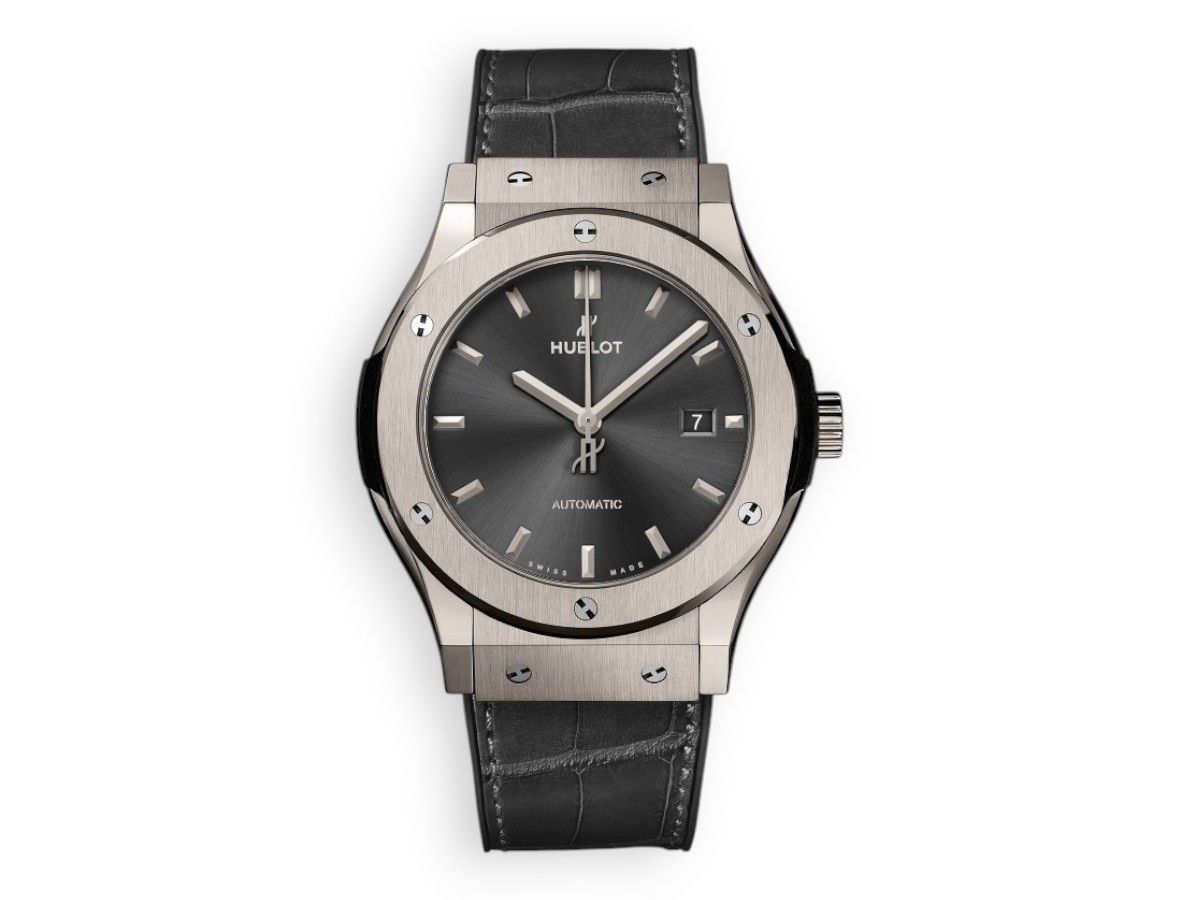 Hublot Classic Fusion Titanium 3-Hands 42 mm Leather grey dial ref.542.nx.7071.lr